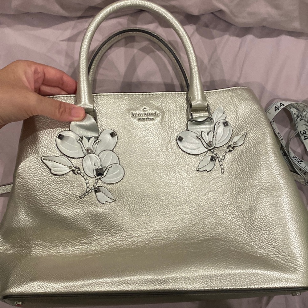 NWOT Kate Spade gold tone purse with flower decal gunmetal/silver hardware